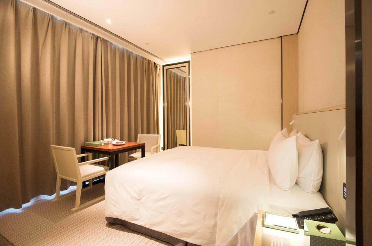 פושאן Virtuous World Hotel מראה חיצוני תמונה