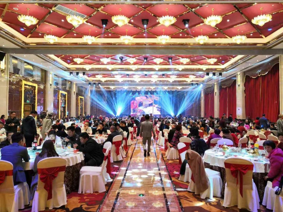 פושאן Virtuous World Hotel מראה חיצוני תמונה