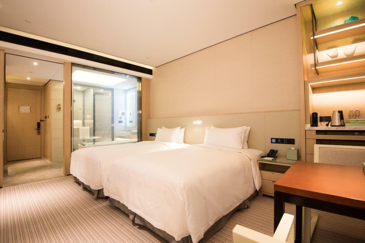 פושאן Virtuous World Hotel מראה חיצוני תמונה