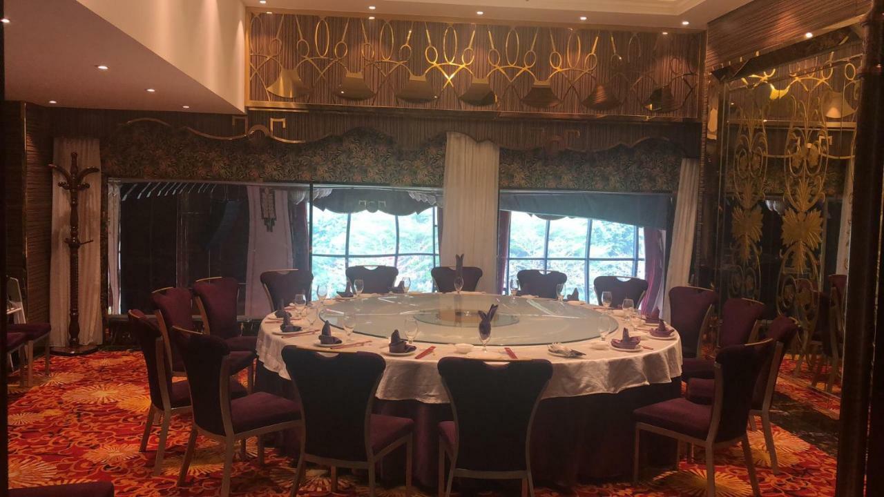 פושאן Virtuous World Hotel מראה חיצוני תמונה
